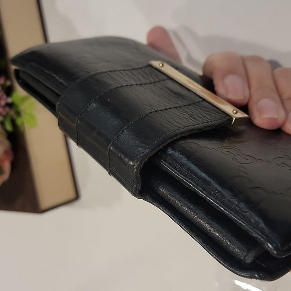 Authentic Gucci Guccisima wallet - Picture 5 of 10